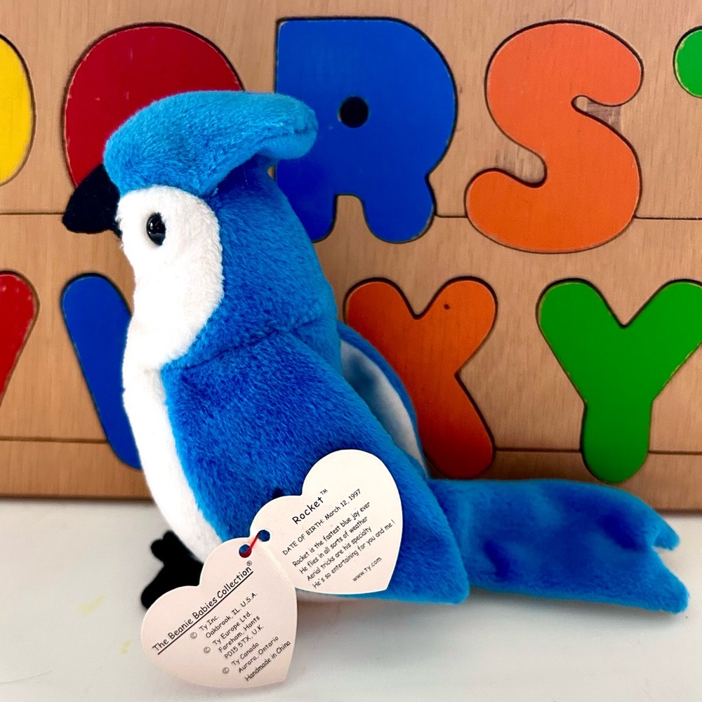 NWT Rocket the Blue Jay Ty Beanie Baby 1997
